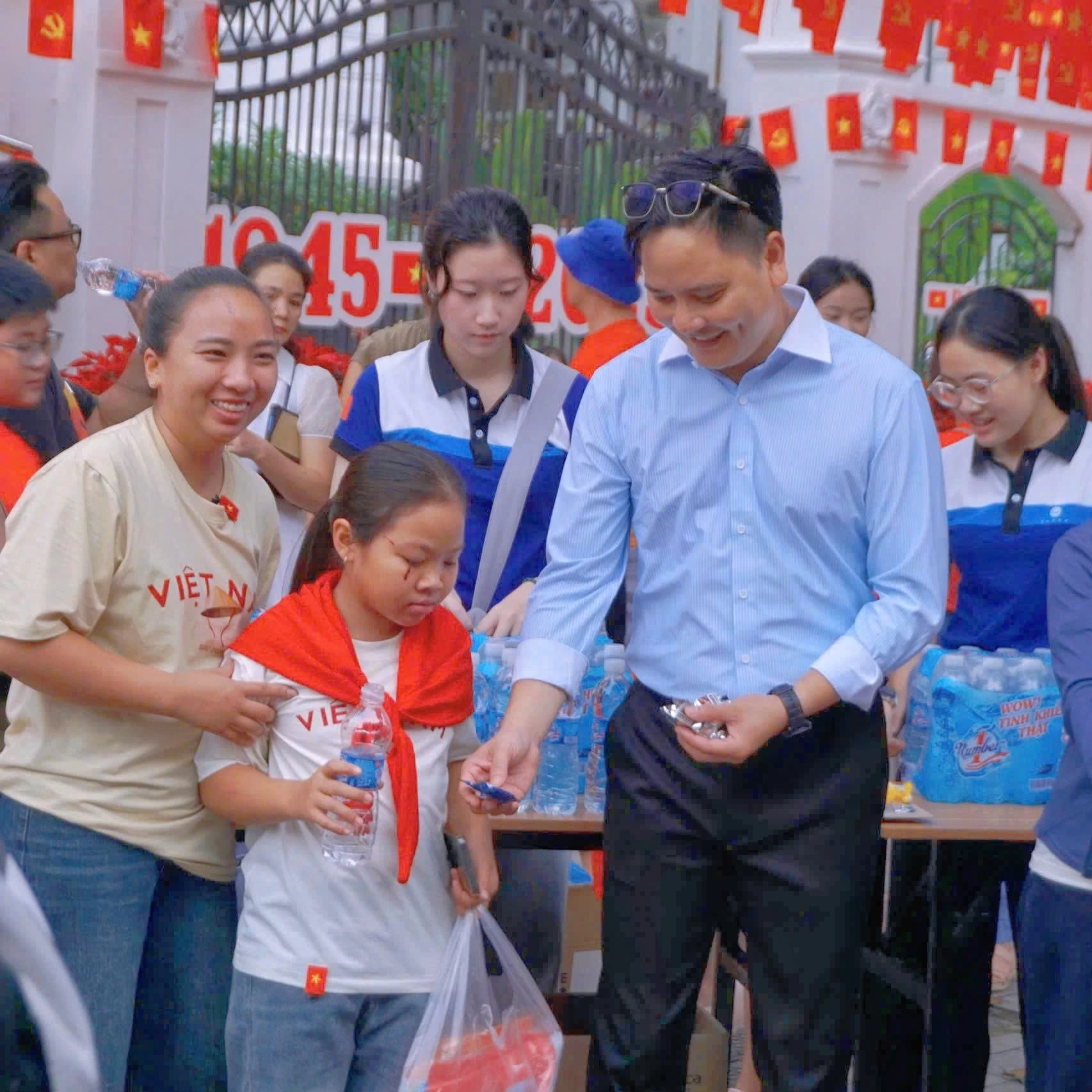 “Tiếp Sức” Lịch Sử Tại Sự Kiện Diễu Binh A80: ULTTY Lan Tỏa Tinh Thần Cộng Đồng, Đồng Hành Cùng Chủ Tịch HĐQT Phùng Đình Việt